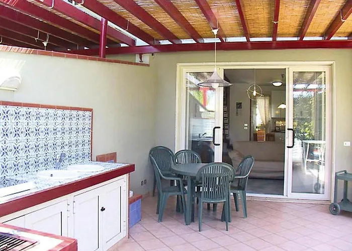 Near With Pool Cefalù