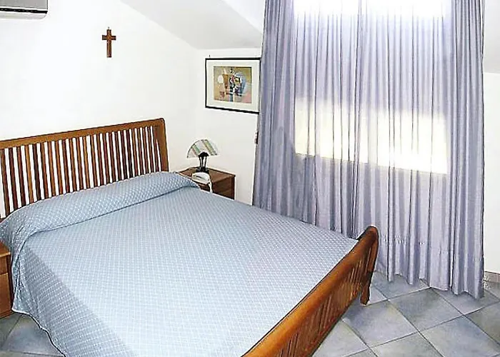 Vakantiehuis Near With Pool *