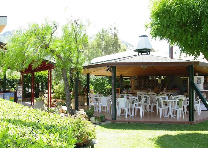 Near With Pool Vakantiehuis *